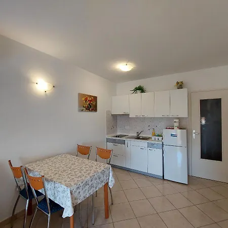 Ivana,mali Maj Poreč